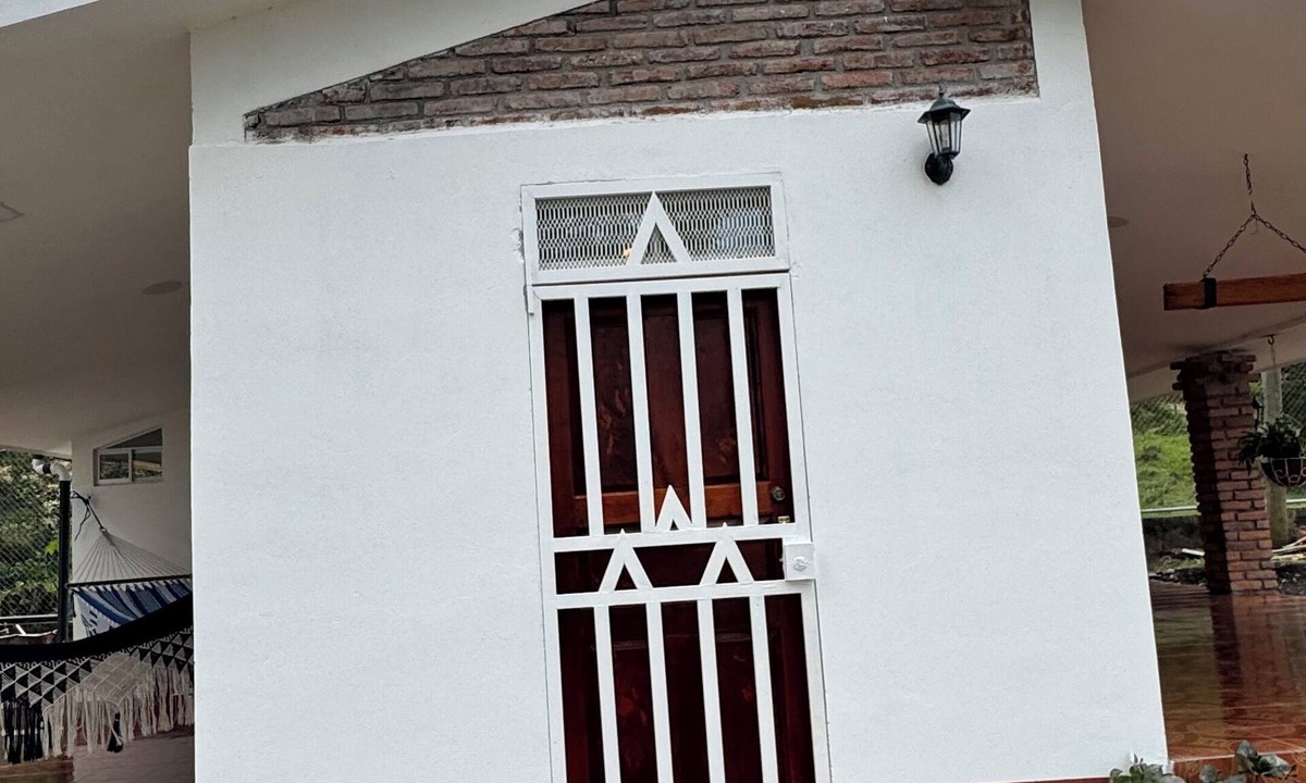 Matagalpa House | A Thousand Flowers from Pacsila: CASA TEJAS
