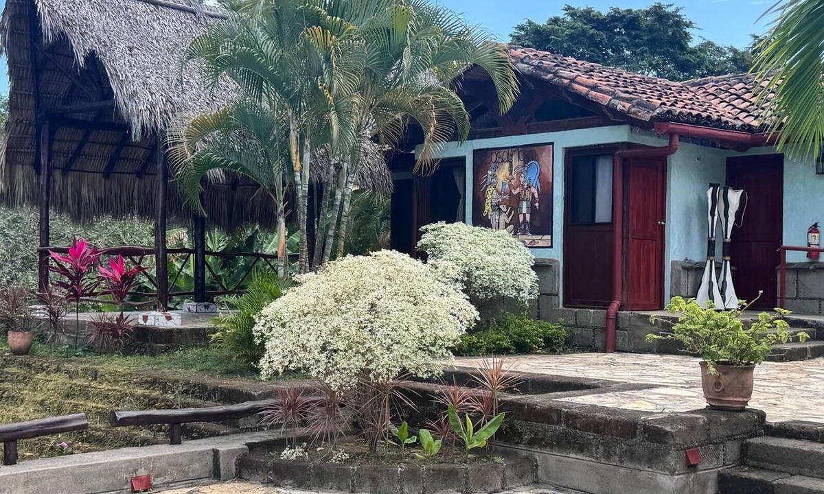 Nandasmo Cabin | Cozy 2-bedroom Casa Maya Lodge