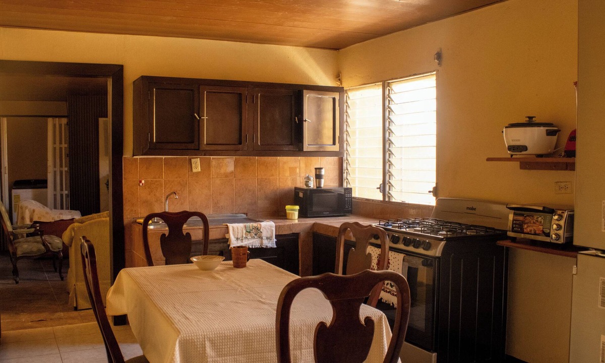 Managua House | Cozy 2-bedroom house in nice Managua with refreshing AC