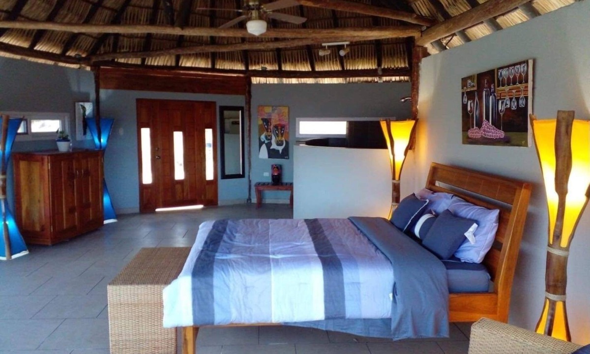 Esteli Hotel | H & R Ranch Resort