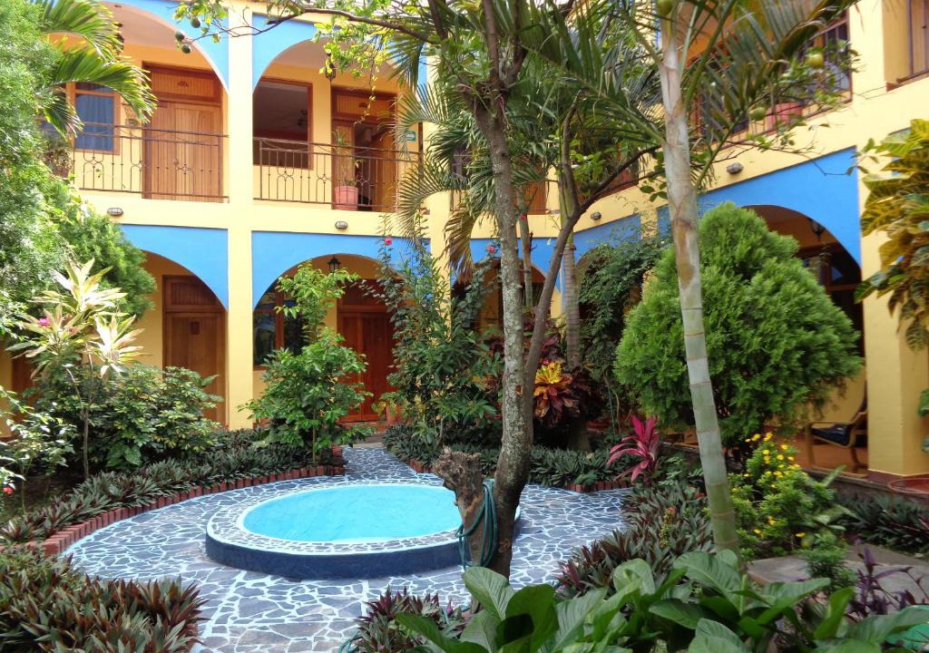Esteli Hotel | Hotel Los Arcos