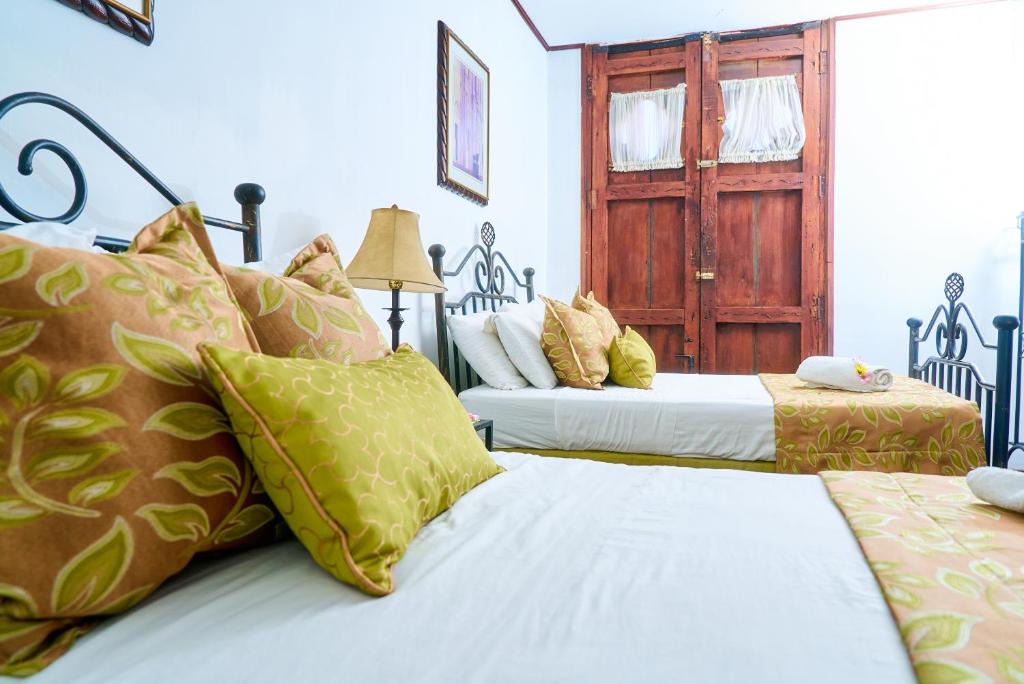 Leon Hotel | Hotel Los Balcones Leon
