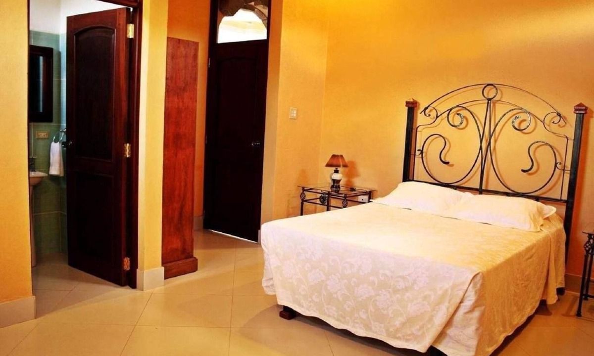San Ramon Hotel | Hotel y Restaurante Las Orquídeas