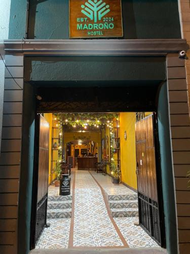Leon House | Madroño Hostel
