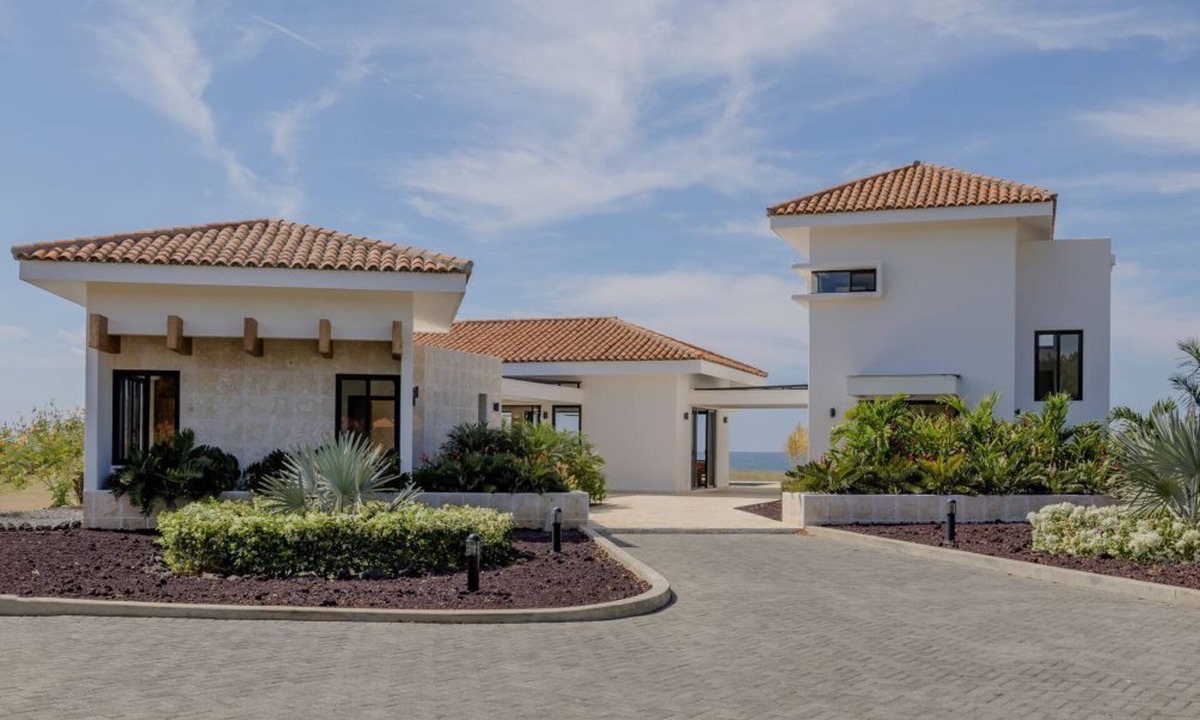 San Diego House | Modern 4BR Escape at Gran Pacifica Beachfront