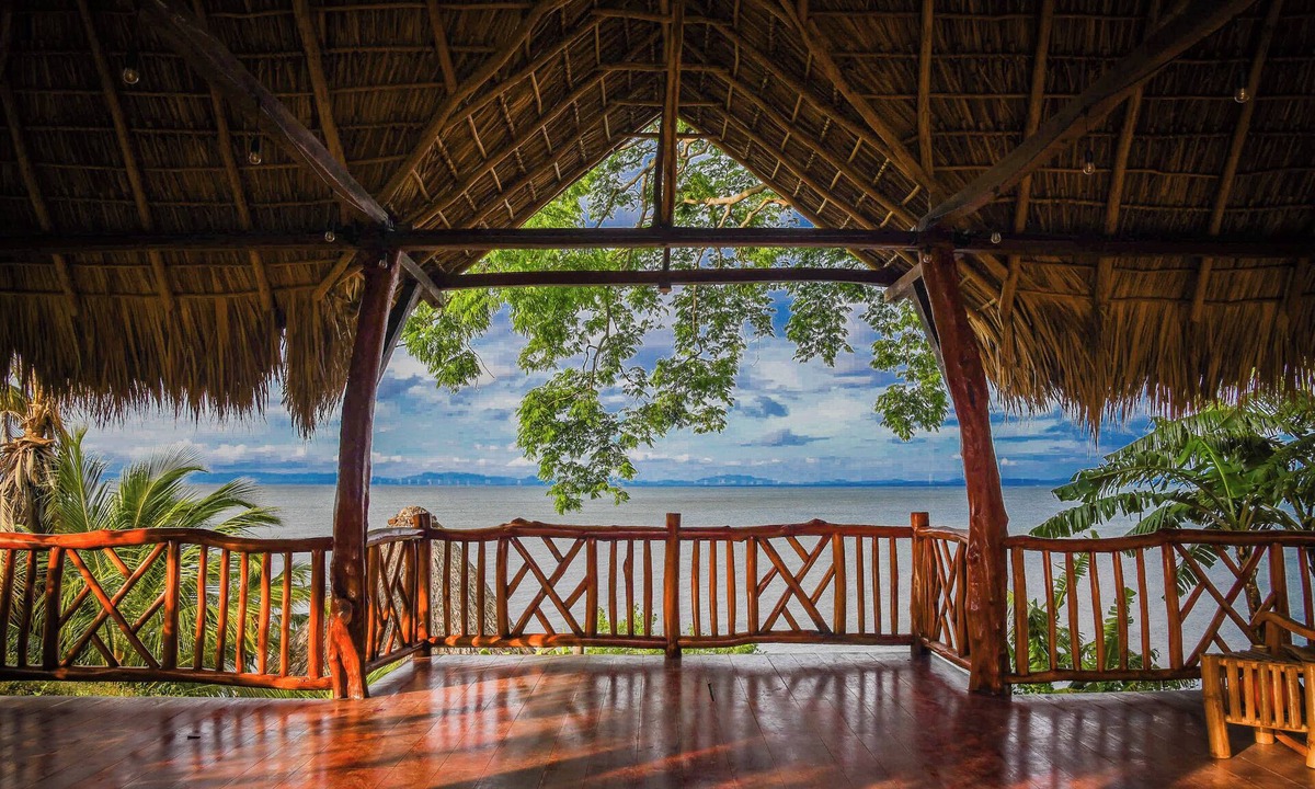 Ometepe Island Resort | Super Natural 8-bedroom resort on Ometepe - perfect for group getaways