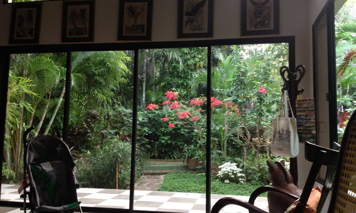 Managua Villa | The Artist's Garden, Charming 2BR Casita And Studio