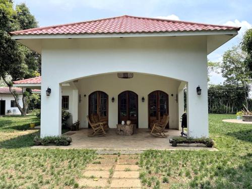 Diriamba Hostel | Van Kouwenhoven Hostel