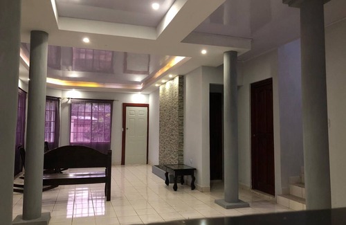 Nindiri House | 280 m² House ∙ 4 bedrooms ∙ 8 guests
