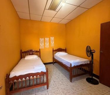 Granada Apartment | Buena Onda House