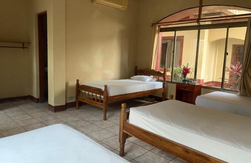Santo Domingo House | Hostel Costa Azul Ometepe