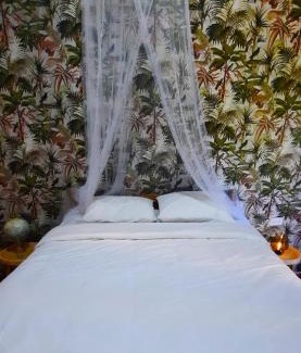 San Juan de Oriente Hostel | La Casa de Leo - Hostal, Restaurante y Artesania local