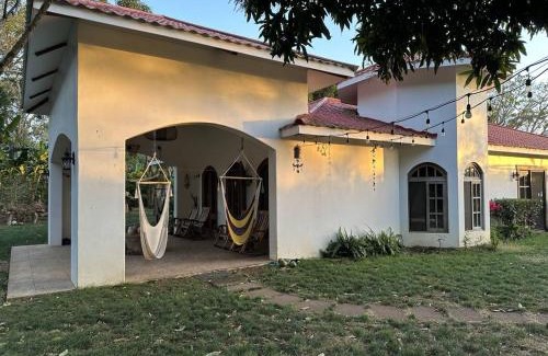Diriamba Hostel | Van Kouwenhoven Hostel