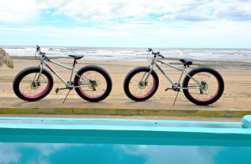 Pochomil House | 1 of a Kind Romantic Beachhouse w/Pool, AC, Balcony & Amazing Sunsets-Sleeps 12