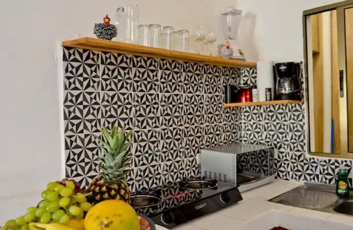 Granada House | 2 bedroom Suite 5mins to La Calzada +30MB wifi