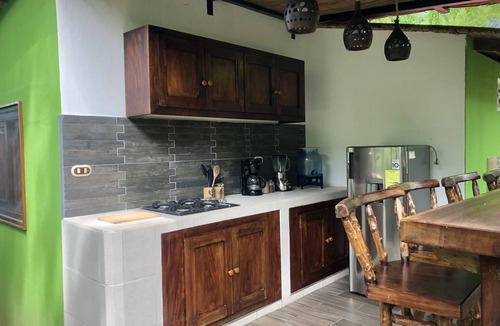 San Juan de Oriente Cabin | 2 private casitas & 1 private bedroom in front of the Laguna de Apoyo