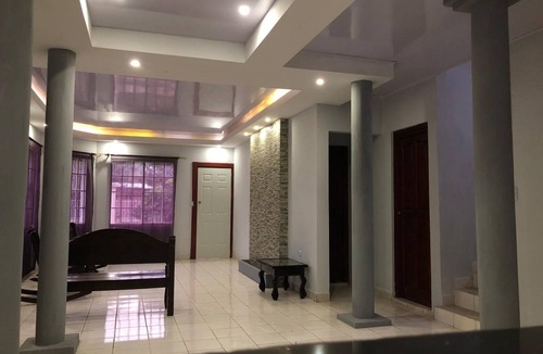 Nindiri House | 280 m² House ∙ 4 bedrooms ∙ 8 guests