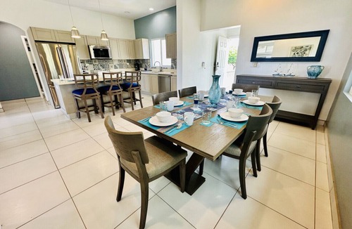 San Diego Apartment | 2BR Beachview Villa Near the Beach by Veritas Pacifica B65