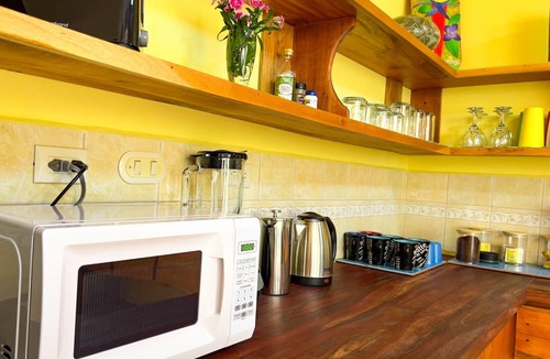 Granada House | 3 BR Colonial Downtown With Private Pool , King Beds, A/C and Great View