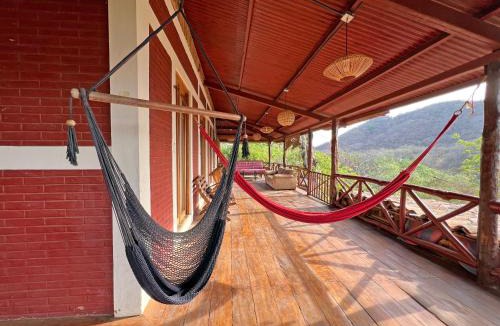 San Juan del Sur Apartment | 300m to beach/center: 2 bedr-2 bath & great views!