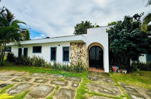 Managua House | 4-bedroom Beautiful & Spacious house near everything!