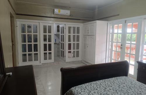Bluefields House | Ana' House