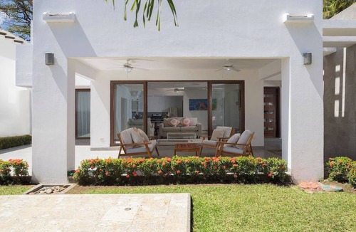 San Juan del Sur House | Beach House with Pool 1-Min Walk SJDS Bay