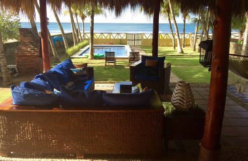 Pochomil House | Beautiful Beachfront Property