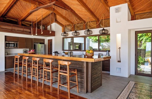 Guacalito de La Isla House | Beautiful luxury house in Guacalito de la Isla, Casa Kidd