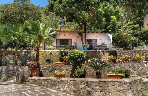 La Laguna Villa | Bienvenidos a villa Helga Solano llena de una belleza natural y aguas cristalina