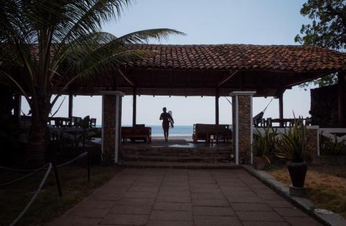Popoyo House | Big Surf House