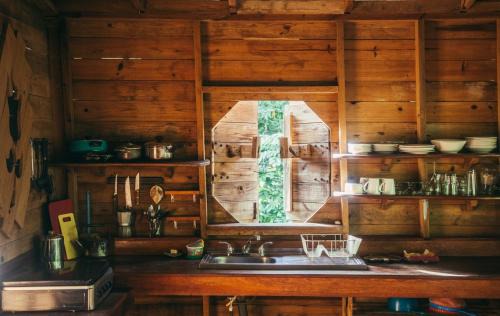 Little Corn Island House | Big Wooden House ENSUEÑOS Natural Reserve