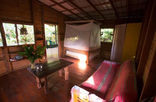 Little Corn Island House | Big Wooden House ENSUEÑOS Natural Reserve