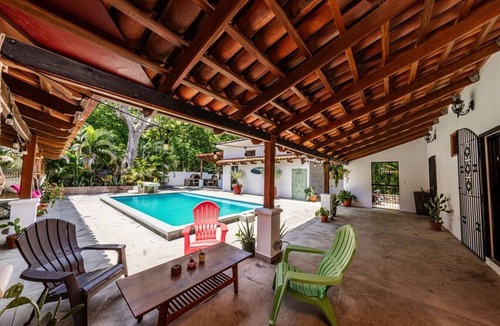 Rio Blanco House | Casa Lia Rose - Steps from the beach!