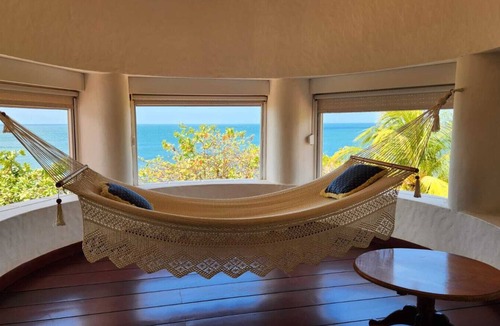 El Transito Villa | Casa Lighthouse beachfront with pool and a 3rd story view outdeck