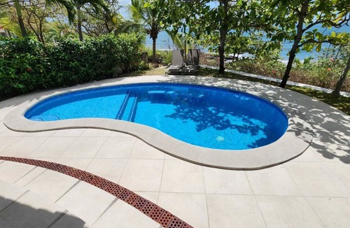 El Transito Villa | Casa Lighthouse beachfront with pool and a 3rd story view outdeck
