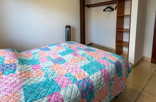 Managua House | Cheerful family friendly home in gated community.