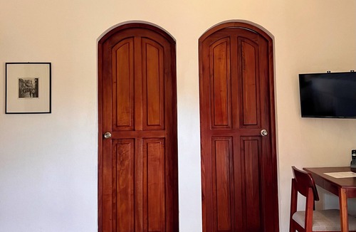 Calle la Calzada House | Classic Double full size bedroom