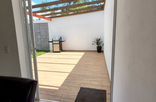 Lago de Apoyo House | Clima y Comfort !