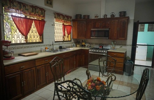 Lago de Apoyo House | Colonial Elegance in the Heart of Masaya for 8 Guests