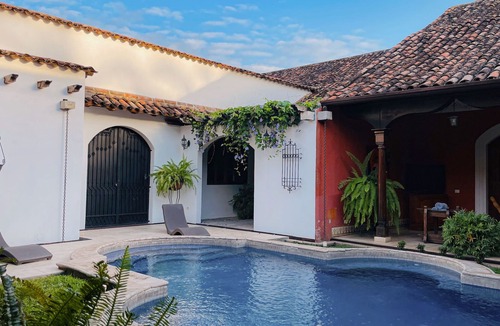 Granada House | 'Colonial House'