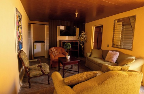 Managua House | Cozy 2-bedroom house in nice Managua with refreshing AC