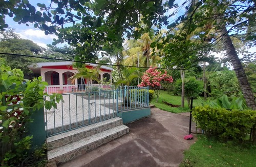 Masaya Apartment | Cozy cabin in quaint Masaya with AC. 25 min from Managua