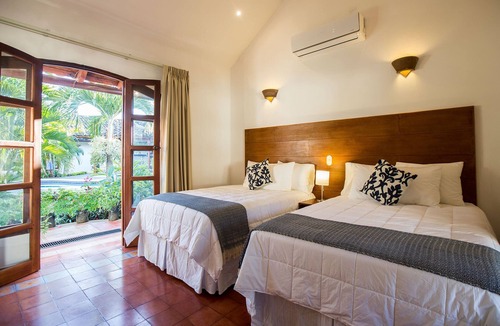 Granada House | Deluxe double full size bedroom