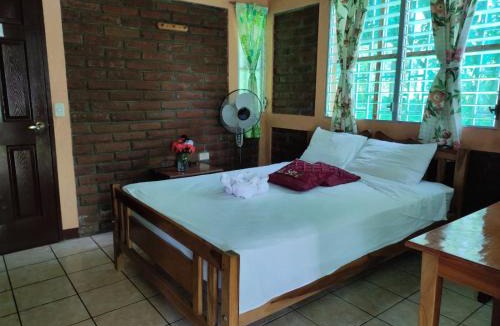 Santa Cruz Cabin | Eco-Lodge El Porvenir.
