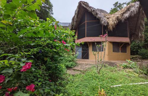 Santa Cruz Cabin | Finca del Sol Eco Lodge