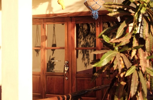 Chinandega House | Gorgeous Lofted 1 Bedroom Home-Hot Water/Parking