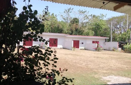 Ometepe Island Hostel | Hostal Bugambilia