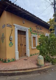 Masaya House | Hostal Casa Las Flores