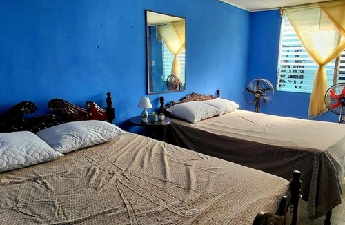 Leon Hostel | Hostal Cisne House